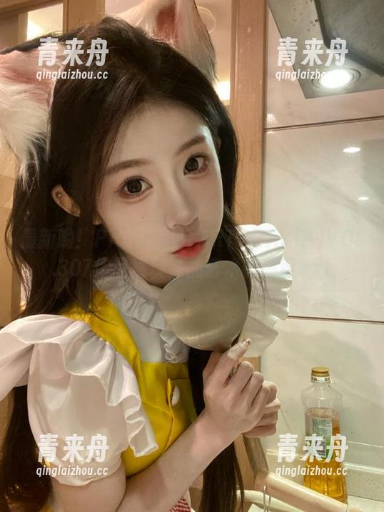 最新哟！Pia (피아)[ARTGRAVIA]VOL.307作品展现她的艺术新高度.txt